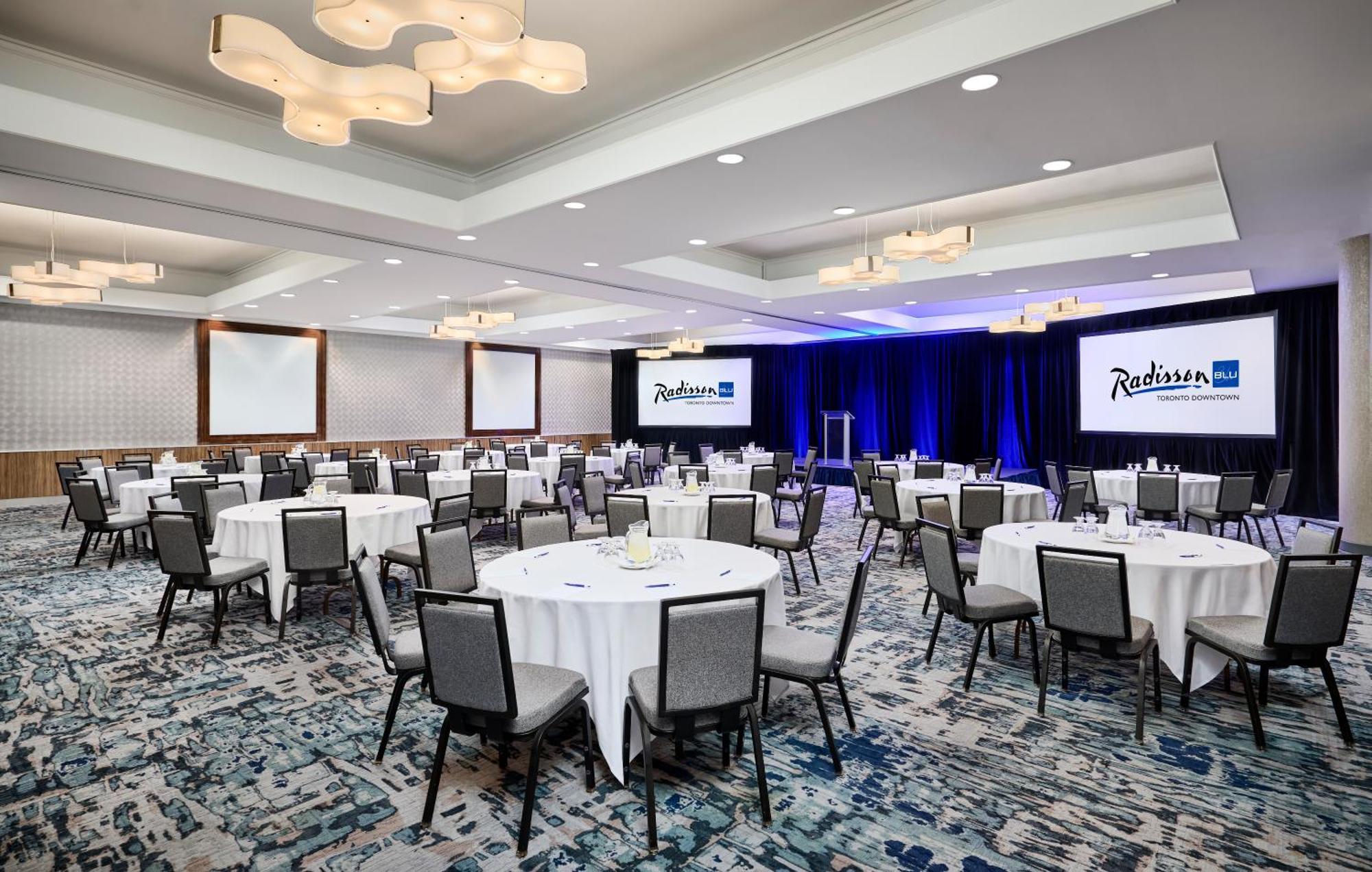 Radisson Blu Toronto Downtown Hotel Ngoại thất bức ảnh