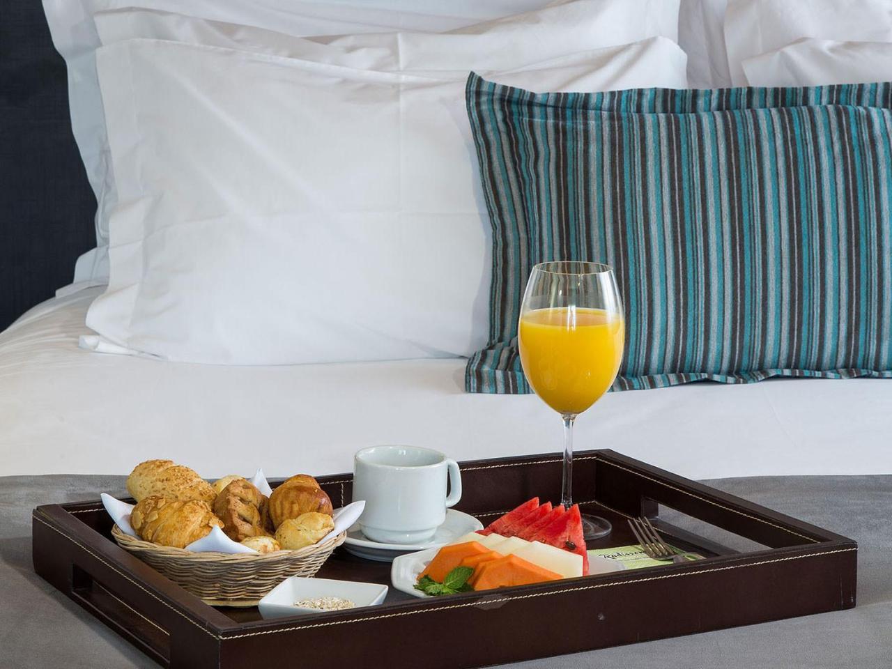 Radisson Blu Toronto Downtown Hotel Ngoại thất bức ảnh